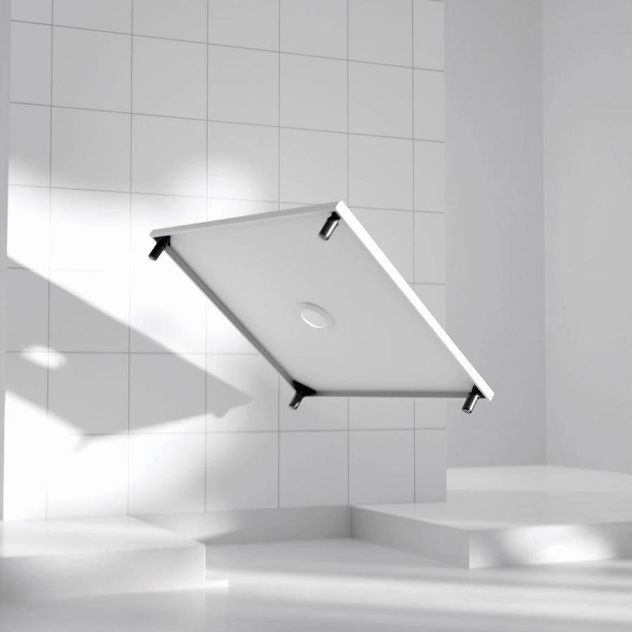 BETTE_BetteLevel shower tray in the air